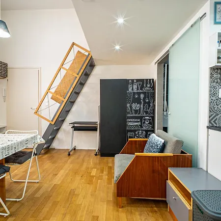 Cosmopolis Rakoczi Grey&green Budapest